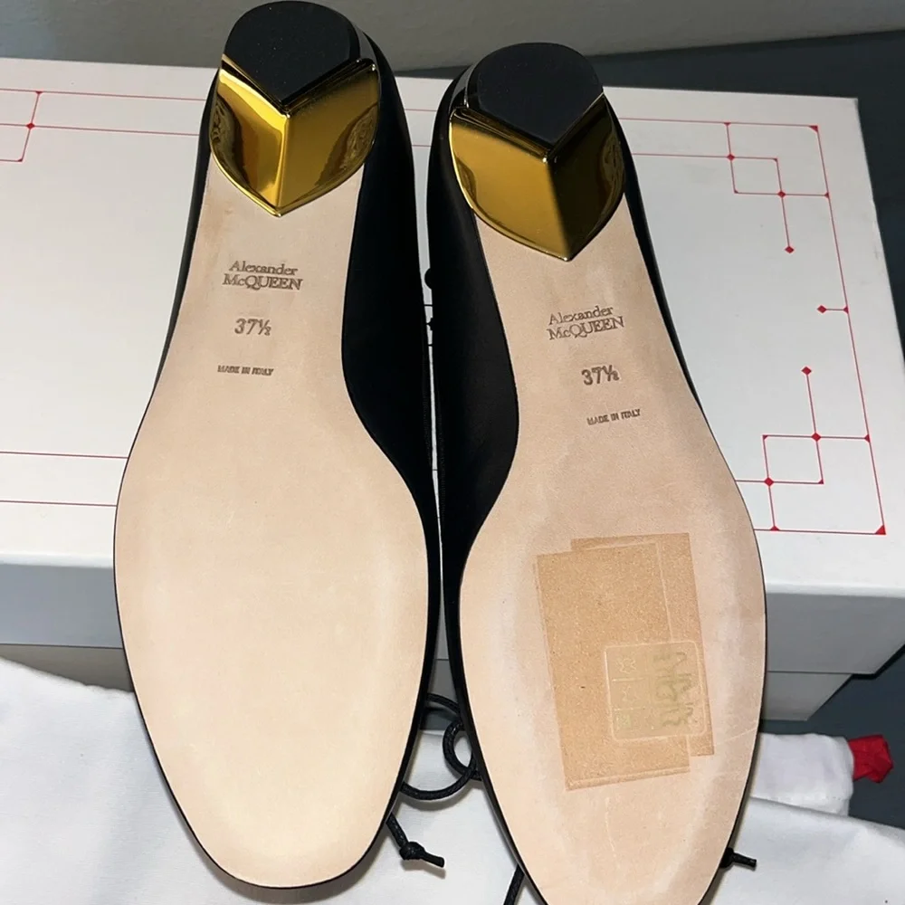Alexander McQueen Armadillo Leather Black Ballerina Flats NIB EU sz 37.5 / 7.5